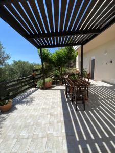 Balkón alebo terasa v ubytovaní Koundouros Home