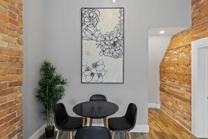 Mynd úr myndasafni af ENTIRE 1 BEDROOM APARTMENT ACROSS FROM GOOGLE - br5 í Kitchener