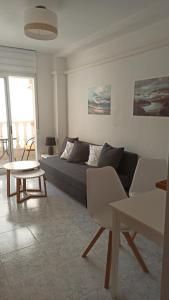 Posezení v ubytování Apartment only 250m from the beach Los Locos