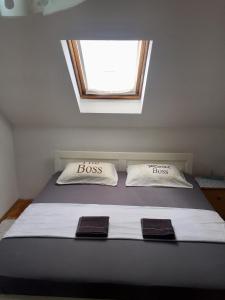 Postel nebo postele na pokoji v ubytování Hostel Lega House