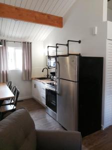 A kitchen or kitchenette at Manning Park Resort