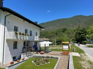 Nespecifikovaný výhled na hory nebo výhled na hory při pohledu z bed and breakfast