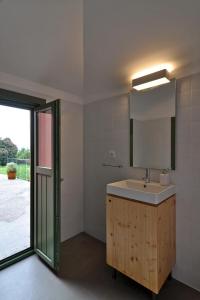 Kylpyhuone majoituspaikassa Quinta do Santinho