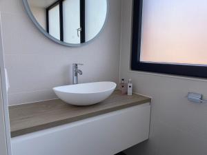 Koupelna v ubytování Luxe vakantiewoning in Domburg, Vaandragerstraat