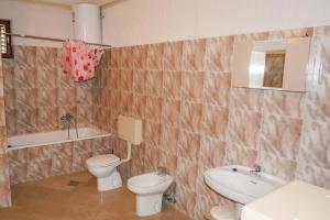 Koupelna v ubytování Apartmani Ivana