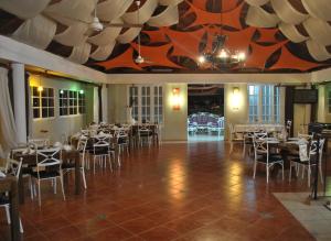 Restaurace v ubytování Hotel Rey