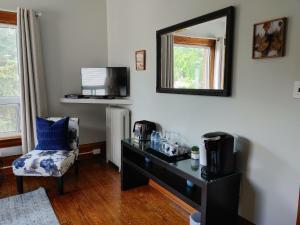 Afbeelding uit fotogalerij van Stonewater Manor B&B in Gananoque +48 foto's