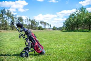 Golf pri dovolenkovom dome alebo okolí