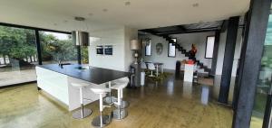 Zdjęcie z galerii obiektu VILLA INATTENDUE w mieście Liffré