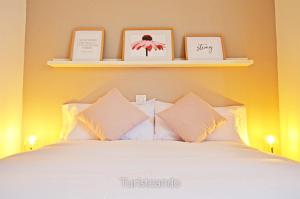Ein Bett oder Betten in einem Zimmer der Unterkunft Rincón del Cantábrico: para amantes de las buenas vistas