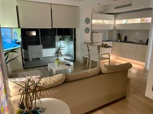 Apartamento privado en Hotel Sol Aloha, Torremolinos – Updated 2023 Prices