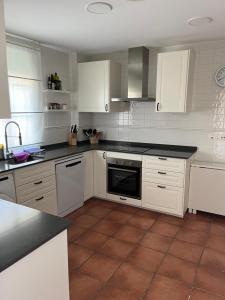 Zdjęcie z galerii obiektu Chalet con piscina en Novo Sancti Petri w mieście Chiclana de la Frontera