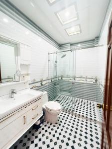 Phòng tắm tại Đại Quang Hotel