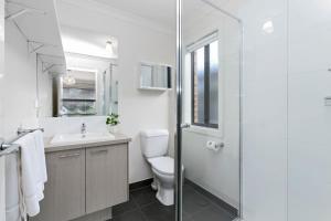 Ένα μπάνιο στο Merihaven +6 φωτογραφίες