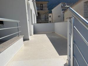 Fotografia z galérie ubytovania Sea view, peaceful. v destinácii Makarska + 17 fotografií