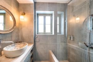 A bathroom at The Old Court Council Luxury mansion by Ifigeneia