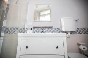 A bathroom at Al Porticciolo