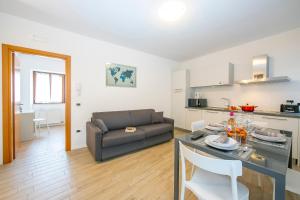 Kuchyňa alebo kuchynka v ubytovaní Arco Rocks Apartments