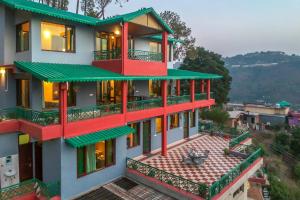 Gallery image of StayVista at Cecil Cottages in Kasauli