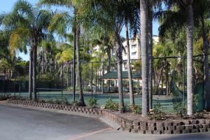 Oaks Sunshine Coast Oasis Resort外面的花园