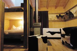 Imagen de la galería de Hüttenhotel Husky Lodge, en Muotathal