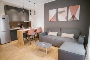 Kuchyňa alebo kuchynka v ubytovaní STAMATINA'S LUXURY APARTMENTS (DELUXE SUITE)