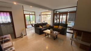 Zdjęcie z galerii obiektu Urb Playamar 1 Torremolinos 1st line Beach w mieście Torremolinos
