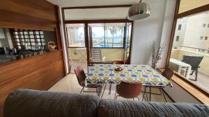 Zdjęcie z galerii obiektu Urb Playamar 1 Torremolinos 1st line Beach w mieście Torremolinos