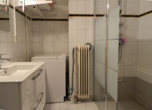 Koupelna v ubytování Elegant 3BD apartment in Kolonaki