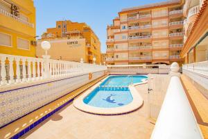 Bazén v ubytovaní 051 Laguna Beach - Alicante Holiday alebo v jeho blízkosti