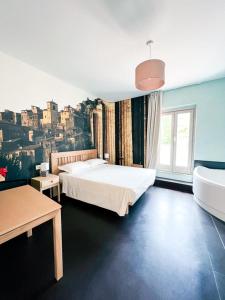 a bedroom with a bed and a bath room at De Novo e d'Antico in Cori