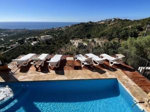 Imagen de la galería de Beautiful Villa in Castell-Platja d'Aro with Pool, Sea Views, en Fanals d'Aro