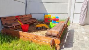 Ogród w obiekcie Apartamenty Amarel