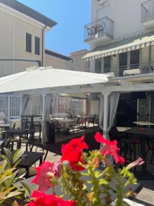 Restaurace v ubytování Hotel moroni