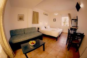 Gallery image of Tersanas Beach Lodges in Tersanas