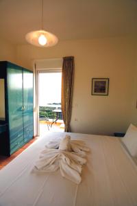 Gallery image of Tersanas Beach Lodges in Tersanas
