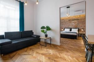 Posteľ alebo postele v izbe v ubytovaní Fancy Apartments with Lift and A/C