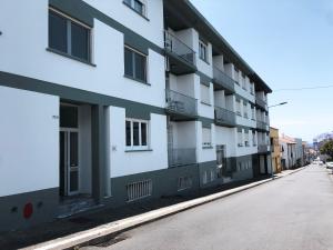 Photo de la galerie de l'établissement Alojamento Encantador no Centro de Ponta Delgada, à Ponta Delgada