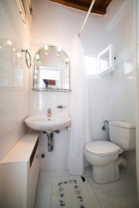 Kúpeľňa v ubytovaní Sole Mykonos + 23 fotografií