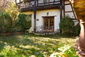 Zahrada ubytování La Cour de Lise Maison D'Hôtes et SPA