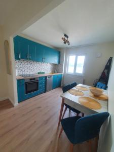 Kuchyň nebo kuchyňský kout v ubytování GuestHouse Mili + 13 fotografií