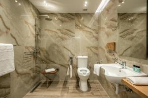 Bathroom sa Aether by Nymphs residence II