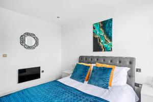 Vuode tai vuoteita majoituspaikassa Stunning, New & Stylish 1 Bed Apartment