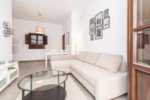 Posedenie v ubytovaní Modern Cozy flat in Granada's city centre 1