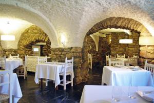 Un restaurante o sitio para comer en Els Caçadors de Maçanet