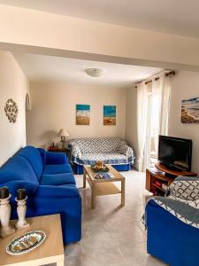 A television and/or entertainment centre at Venetia apartment