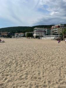 Galeriebild der Unterkunft Robinzon apartmets -Elenite in Sweti Wlas