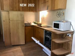 Kuchyňa alebo kuchynka v ubytovaní Apartments Fiordalisi