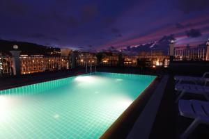 Bazén v ubytování The Crystal Beach Hotel nebo v jeho okolí