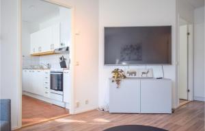 Η κουζίνα ή μικρή κουζίνα στο Amazing Apartment In Påskallavik